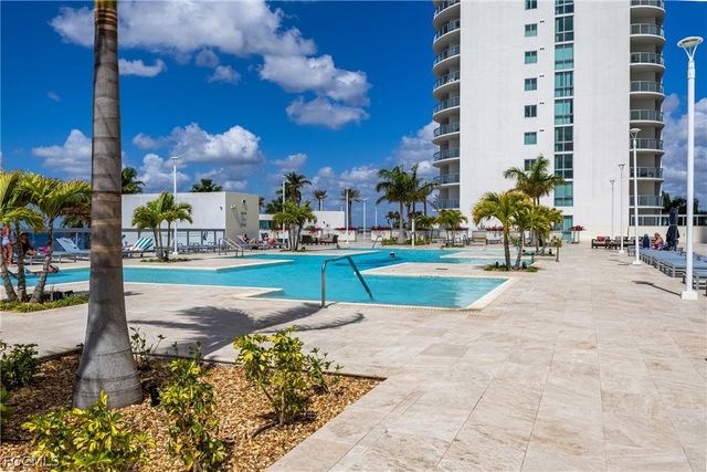 3000 Oasis Grand BLVD 2405, Fort Myers, FL 33916