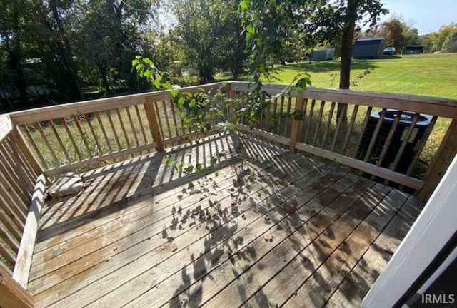 114 S Lincoln Street, Oakland City, IN 47660