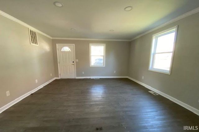 114 S Lincoln Street, Oakland City, IN 47660