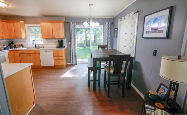 709 Sunbright Avenue, Portage, MI 49024