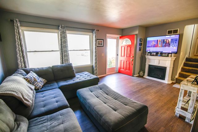 709 Sunbright Avenue, Portage, MI 49024