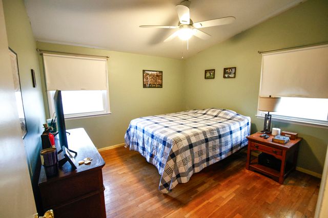 709 Sunbright Avenue, Portage, MI 49024