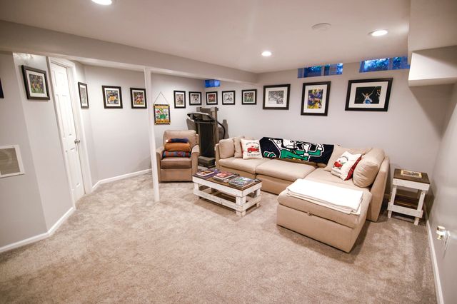 709 Sunbright Avenue, Portage, MI 49024