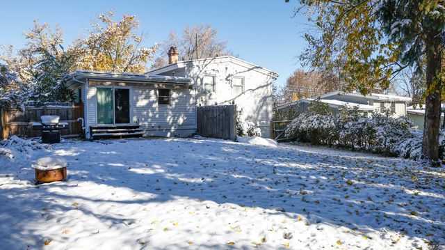 709 Sunbright Avenue, Portage, MI 49024