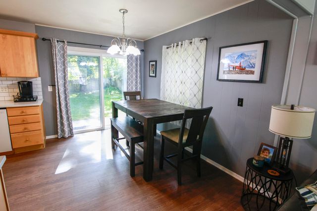 709 Sunbright Avenue, Portage, MI 49024