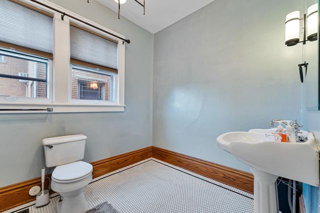 514 9th Avenue, Huntington, WV 25701