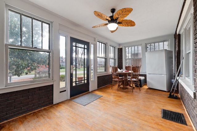 514 9th Avenue, Huntington, WV 25701