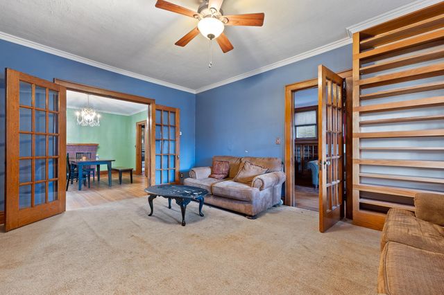 514 9th Avenue, Huntington, WV 25701