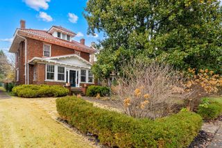 514 9th Avenue, Huntington, WV 25701