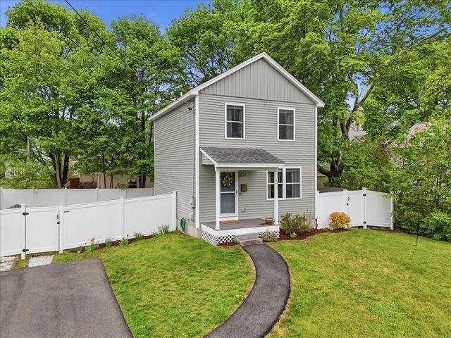 60 Pine Street, Rochester, NH 03867