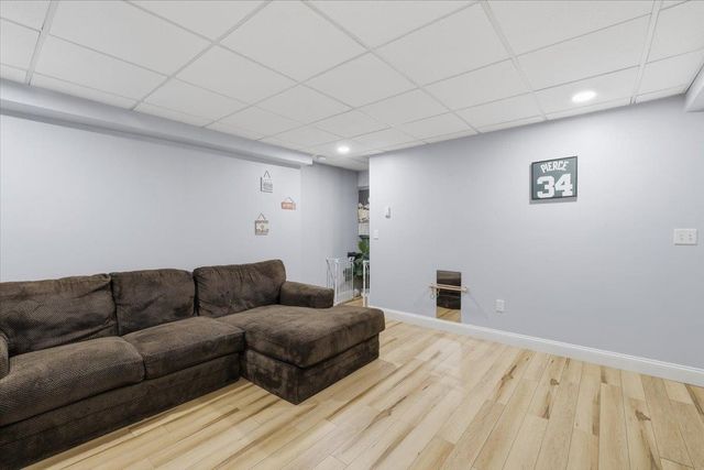 60 Pine Street, Rochester, NH 03867