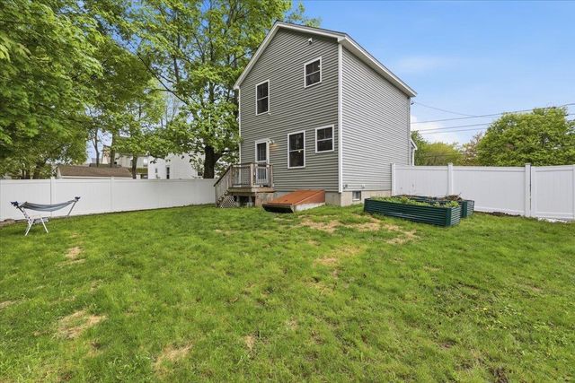 60 Pine Street, Rochester, NH 03867