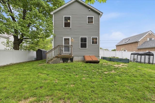 60 Pine Street, Rochester, NH 03867