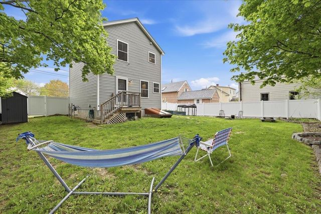 60 Pine Street, Rochester, NH 03867