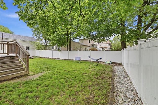 60 Pine Street, Rochester, NH 03867