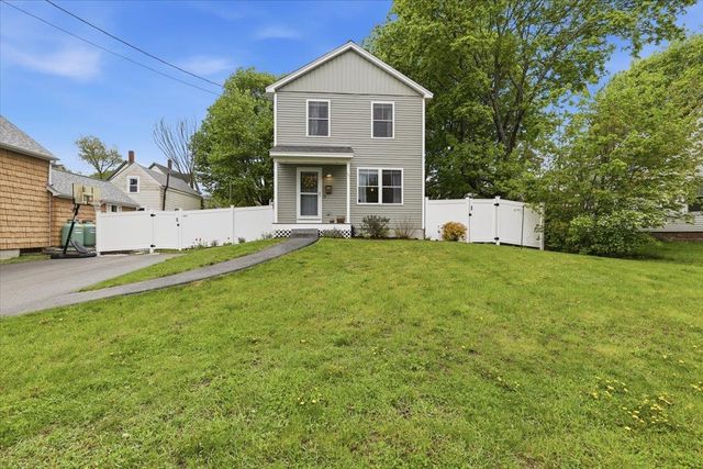 60 Pine Street, Rochester, NH 03867