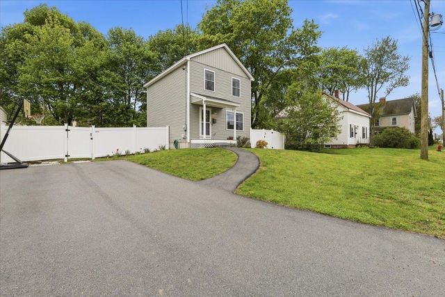 60 Pine Street, Rochester, NH 03867