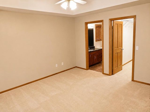 W2489 CLOVER DOWNS COURT, Appleton, WI 54915