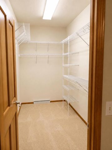 W2489 CLOVER DOWNS COURT, Appleton, WI 54915