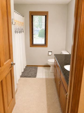 W2489 CLOVER DOWNS COURT, Appleton, WI 54915