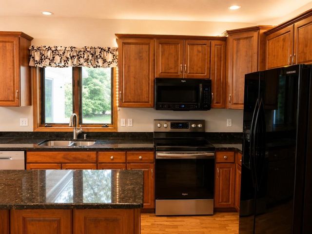 W2489 CLOVER DOWNS COURT, Appleton, WI 54915