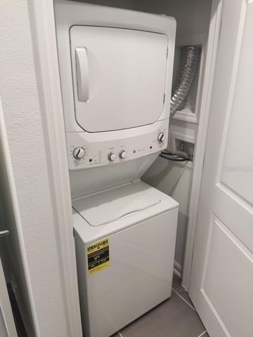 1058 JOHN JACOB ROAD, Davenport, FL 33837