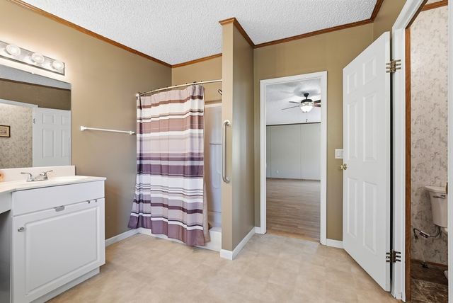939 W Thomas Allen Rd, Cookeville, TN 38501
