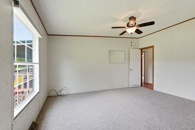 939 W Thomas Allen Rd, Cookeville, TN 38501