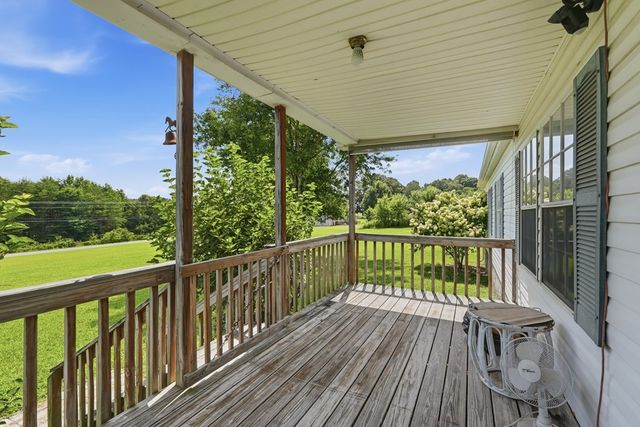 939 W Thomas Allen Rd, Cookeville, TN 38501