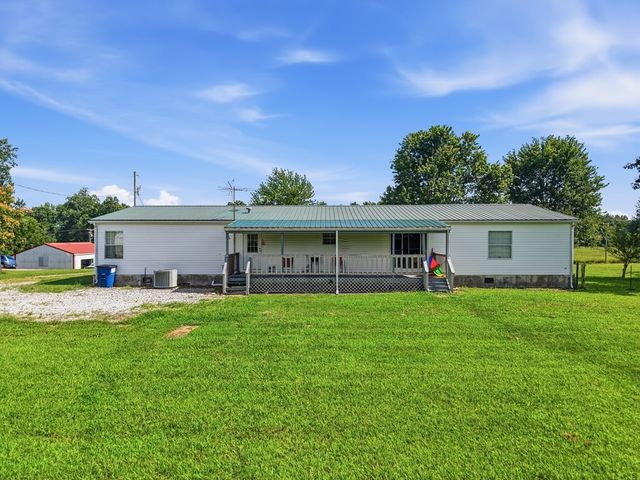 939 W Thomas Allen Rd, Cookeville, TN 38501