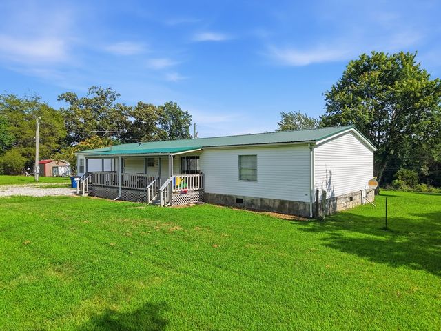 939 W Thomas Allen Rd, Cookeville, TN 38501