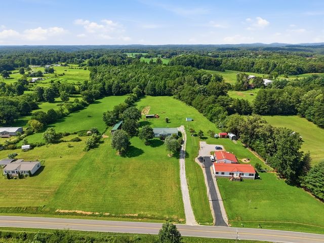 939 W Thomas Allen Rd, Cookeville, TN 38501