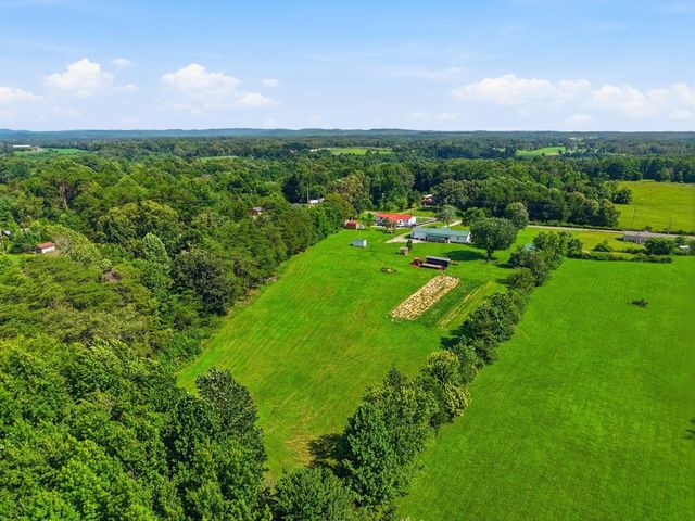 939 W Thomas Allen Rd, Cookeville, TN 38501