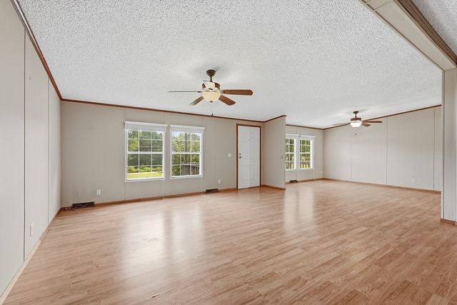 939 W Thomas Allen Rd, Cookeville, TN 38501