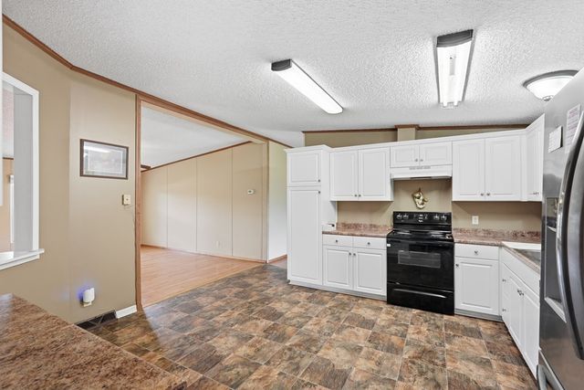 939 W Thomas Allen Rd, Cookeville, TN 38501