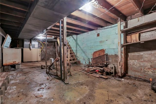 60563 Wintergreen, Senecaville, OH 43780