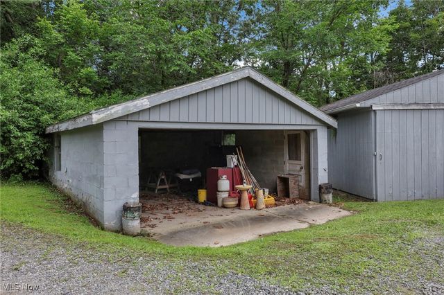 60563 Wintergreen, Senecaville, OH 43780