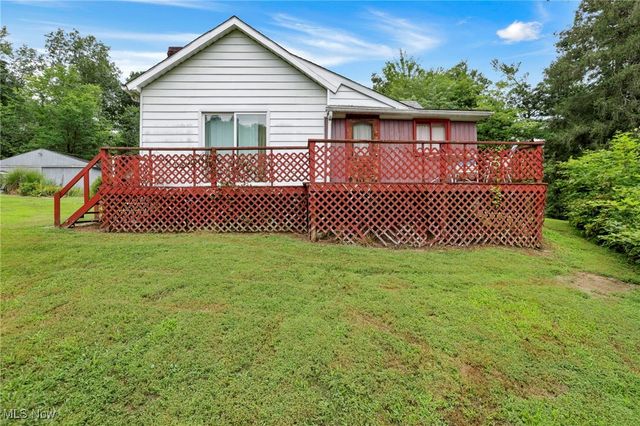 60563 Wintergreen, Senecaville, OH 43780