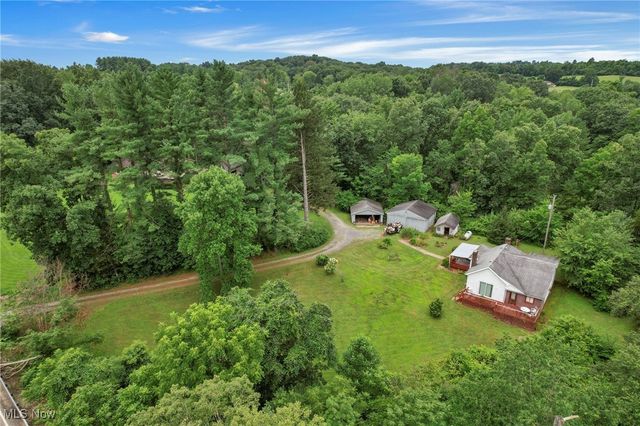 60563 Wintergreen, Senecaville, OH 43780