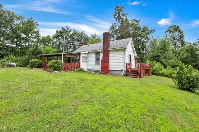 60563 Wintergreen, Senecaville, OH 43780