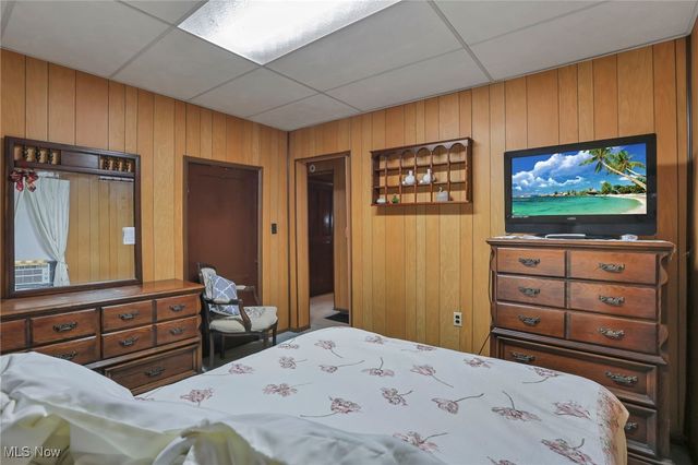 60563 Wintergreen, Senecaville, OH 43780