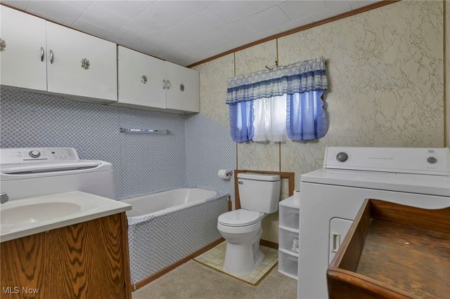 60563 Wintergreen, Senecaville, OH 43780