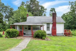 60563 Wintergreen, Senecaville, OH 43780