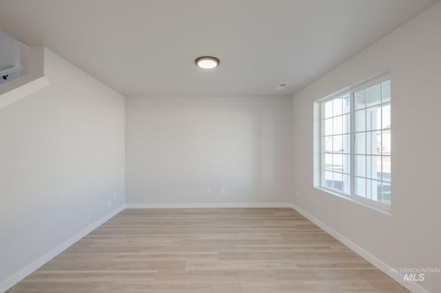 1651 Woods Bog Ave, Middleton, ID 83644