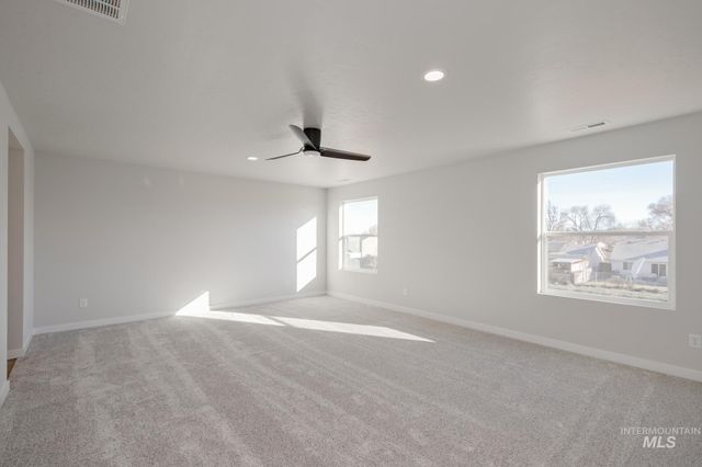 1651 Woods Bog Ave, Middleton, ID 83644