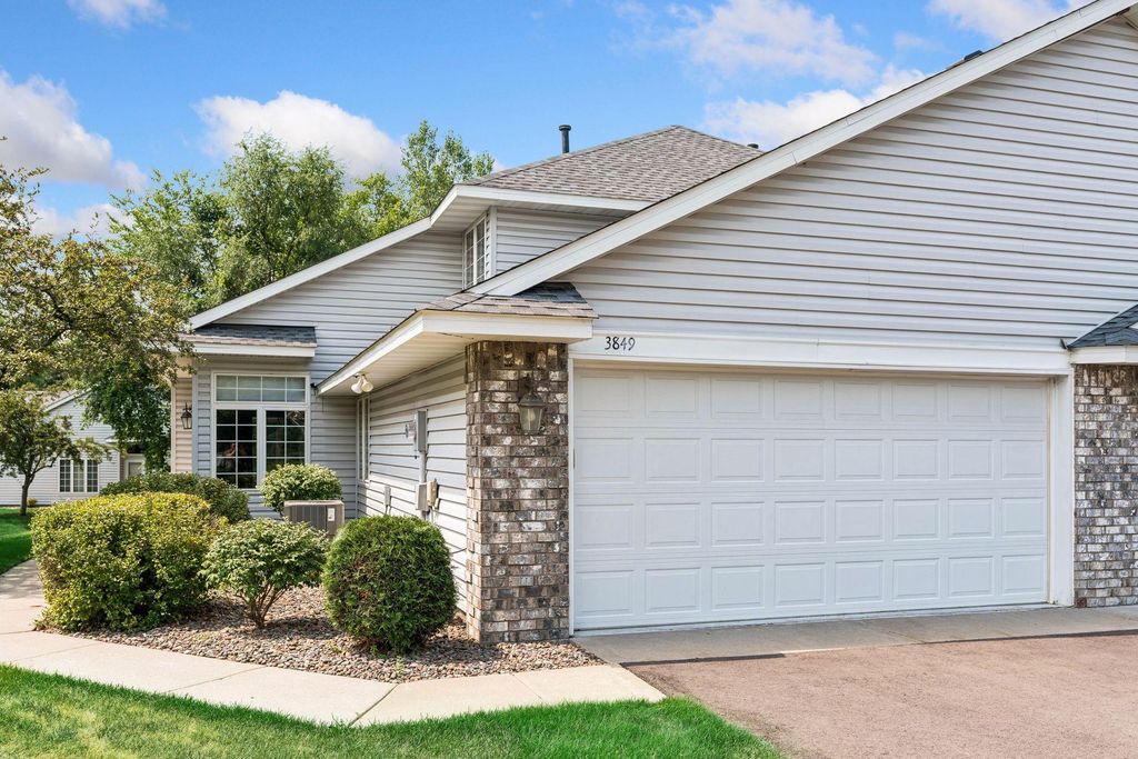 3849 Stonehaven Court, Anoka, MN 55303