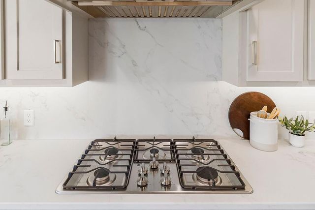 16767 S Fellows Street, Olathe, KS 66062