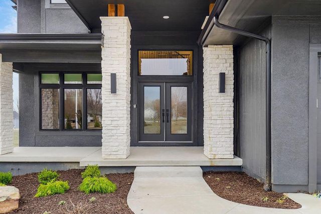 16767 S Fellows Street, Olathe, KS 66062