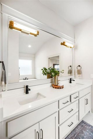 16767 S Fellows Street, Olathe, KS 66062