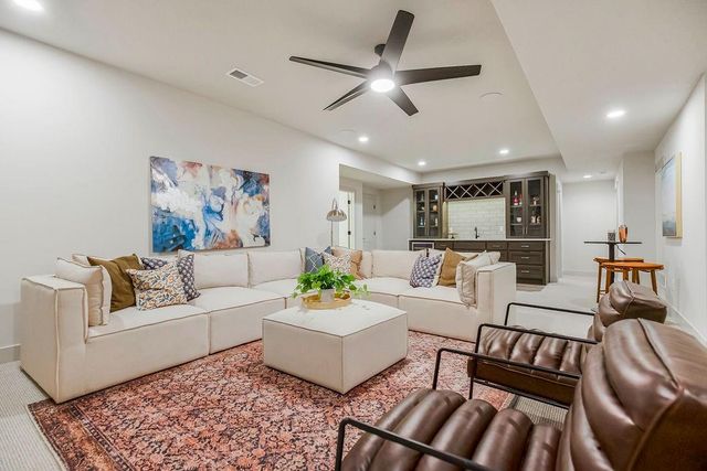 16767 S Fellows Street, Olathe, KS 66062